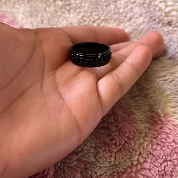 a ring - Picture 1 of 2